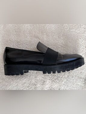 Via Spiga Galo Black Patent Leather Slip-On Loafer Lug Sole Women’s 9M